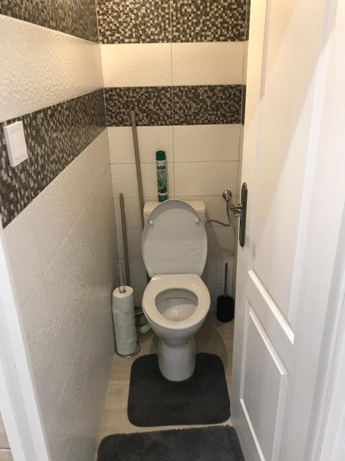 Mora Apartman 2 Kiskunfélegyháza Exterior foto