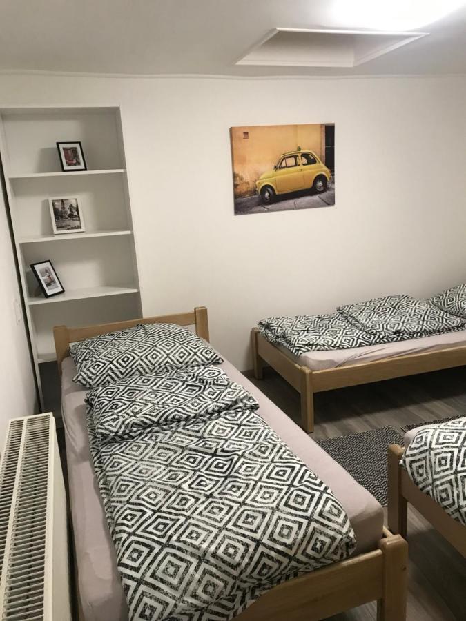 Mora Apartman 2 Kiskunfélegyháza Exterior foto