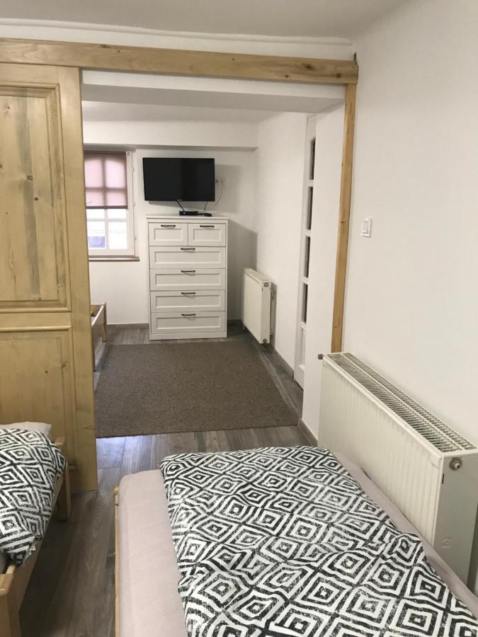 Mora Apartman 2 Kiskunfélegyháza Exterior foto