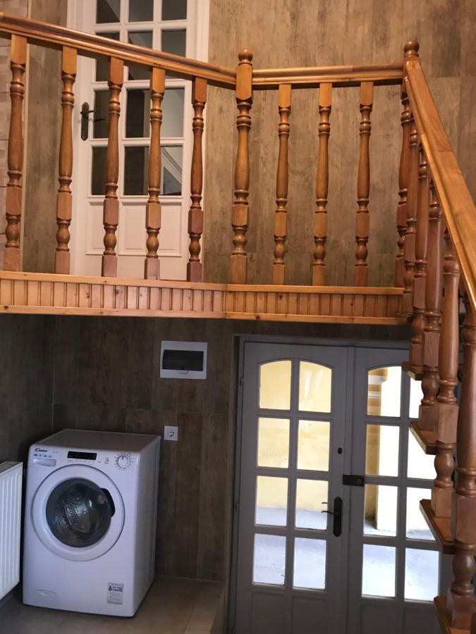 Mora Apartman 2 Kiskunfélegyháza Exterior foto