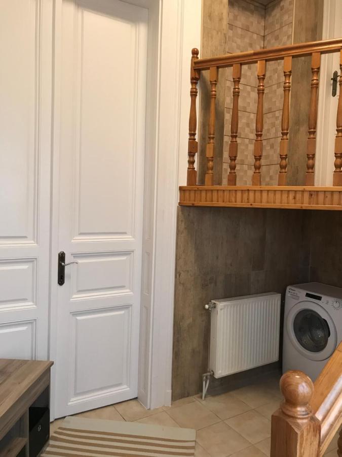 Mora Apartman 2 Kiskunfélegyháza Exterior foto